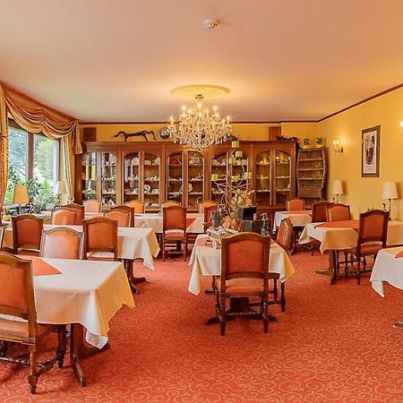 Hostellerie Val Fleuri Mersch Bagian luar foto