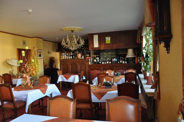 Hostellerie Val Fleuri Mersch Bagian luar foto