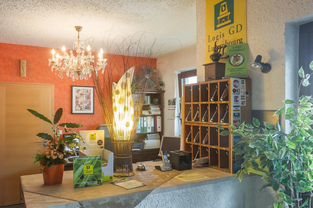Hostellerie Val Fleuri Mersch Bagian luar foto