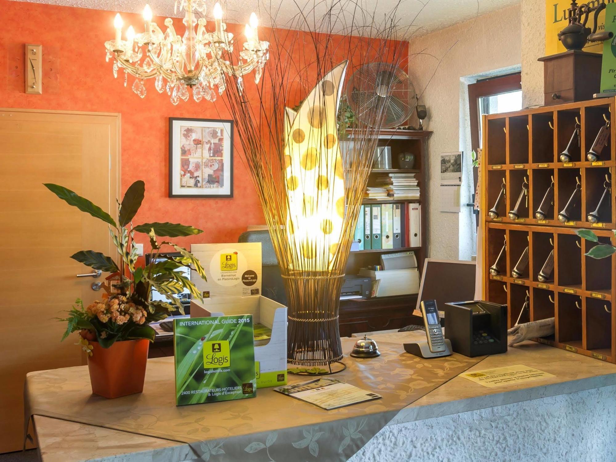 Hostellerie Val Fleuri Mersch Bagian luar foto